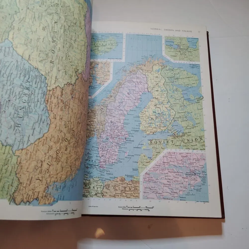VTG 1973 Rand McNally World Atlas Imperial Edtn Oversized HC Burgundy Gold‑Foil